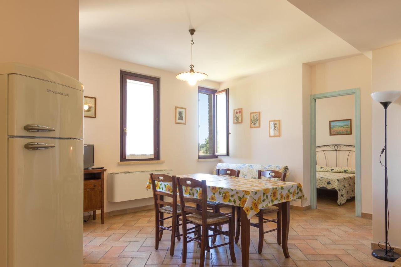 Casale Del Conero Aparthotel Porto Recanati Bagian luar foto