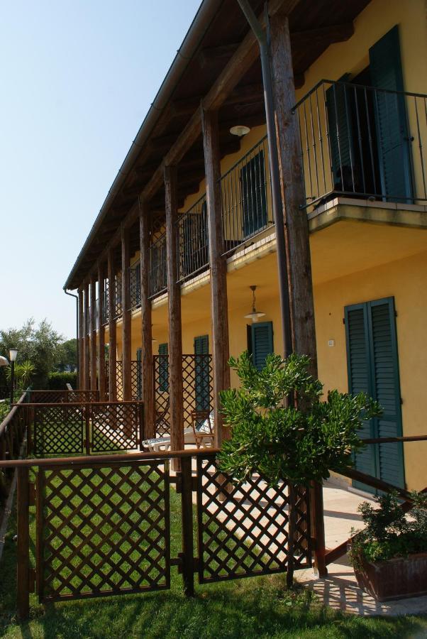 Casale Del Conero Aparthotel Porto Recanati Bagian luar foto