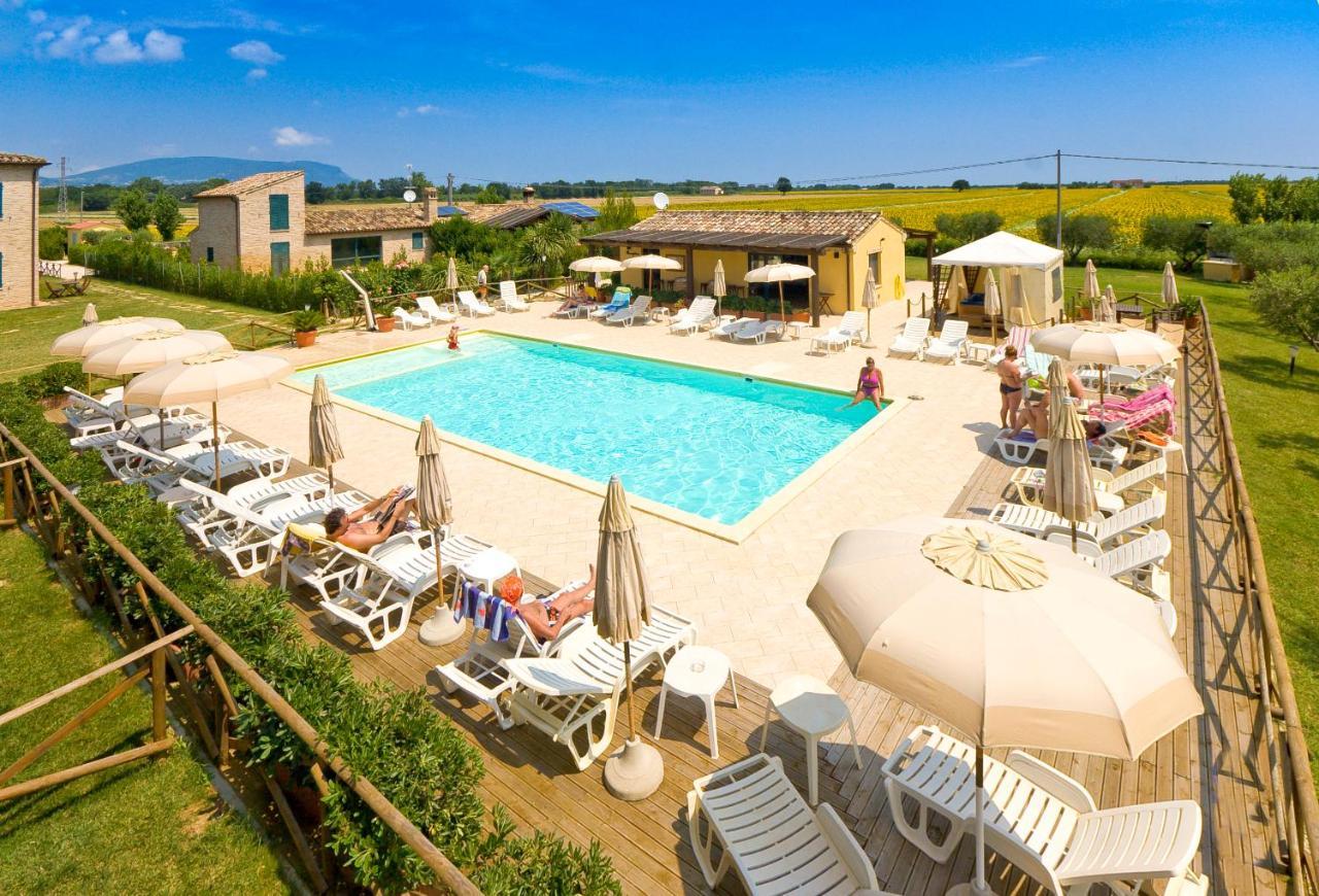 Casale Del Conero Aparthotel Porto Recanati Bagian luar foto